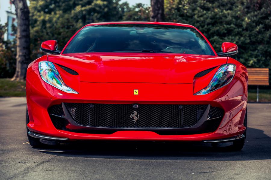  Ferrari 812 Superfast 2017 года  (фото 75 из 91)